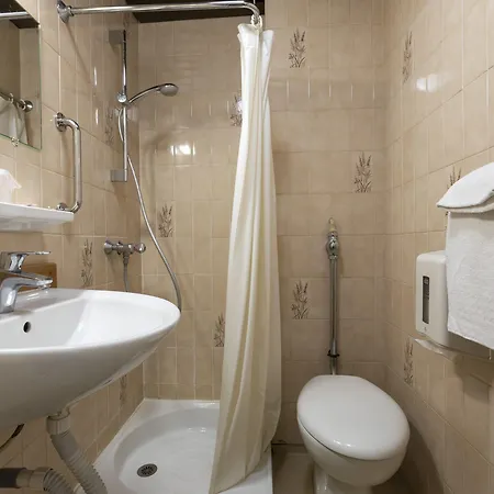 Otel Printania Lourdes